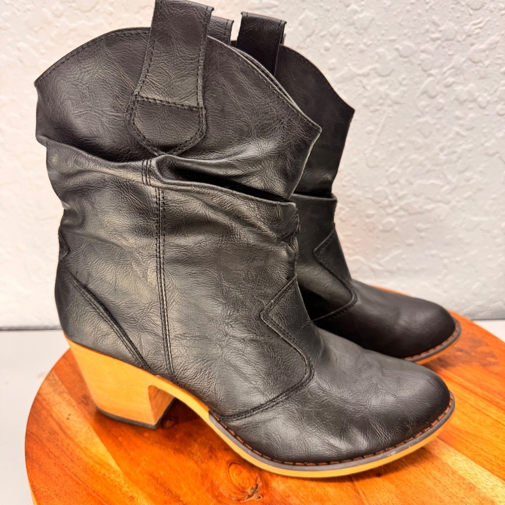 Charles Albert Womens 8 Black Slouchy Western Cowboy Ankle Boots Vegan Leather